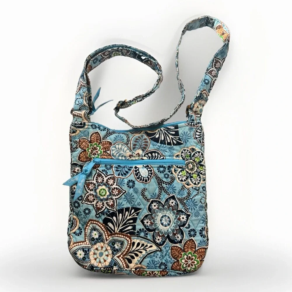Vera Bradley true color